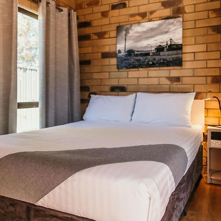 Abacus Motel 마운트아이자 외부 사진