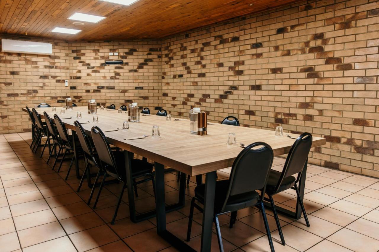 Abacus Motel 마운트아이자 외부 사진