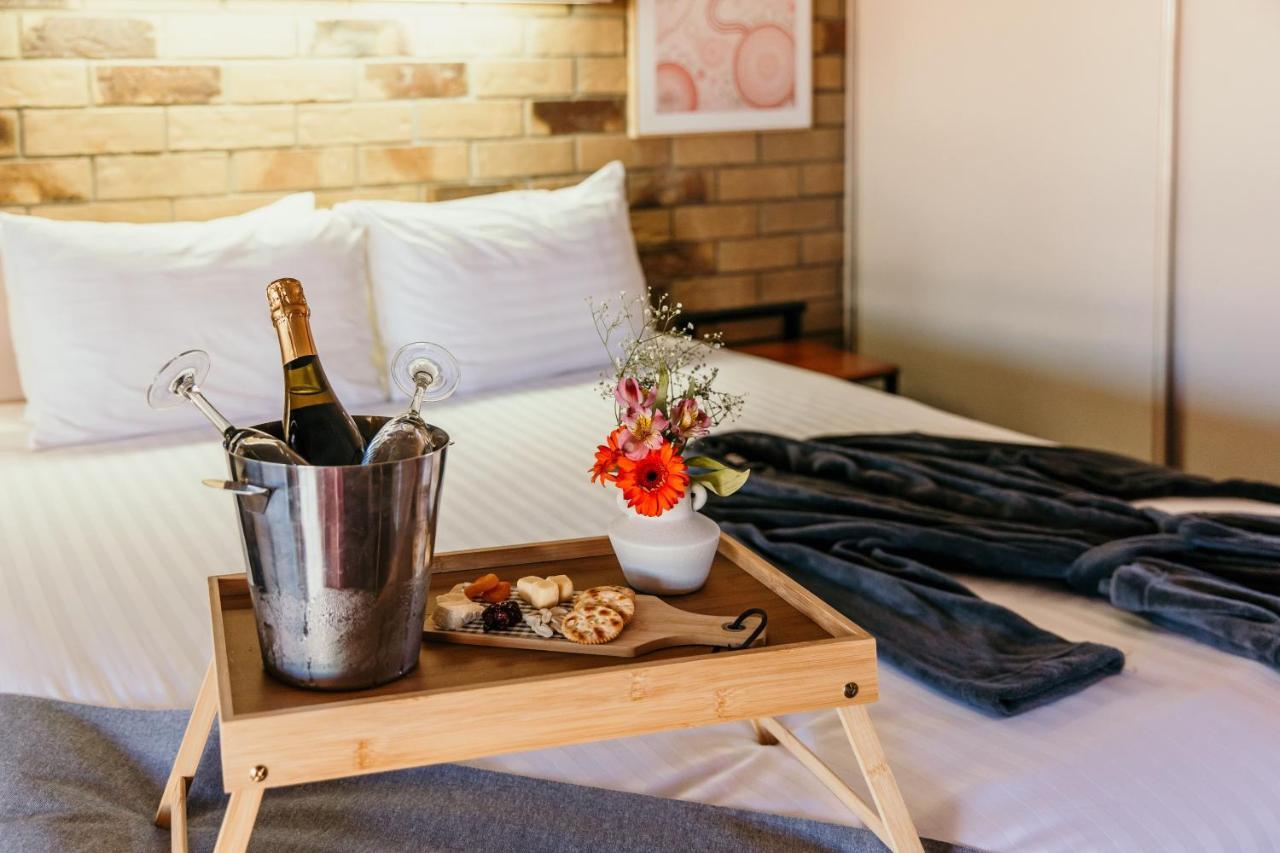 Abacus Motel 마운트아이자 외부 사진