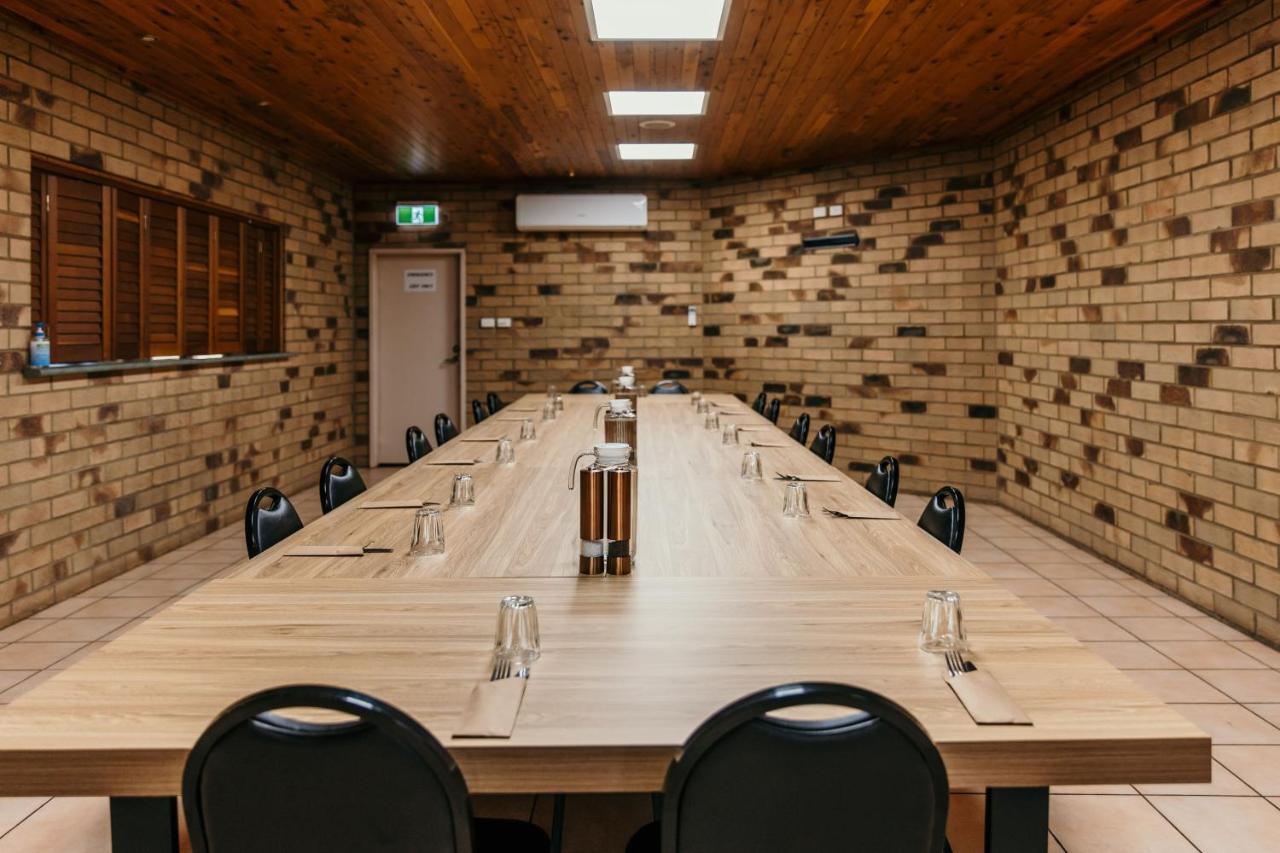 Abacus Motel 마운트아이자 외부 사진