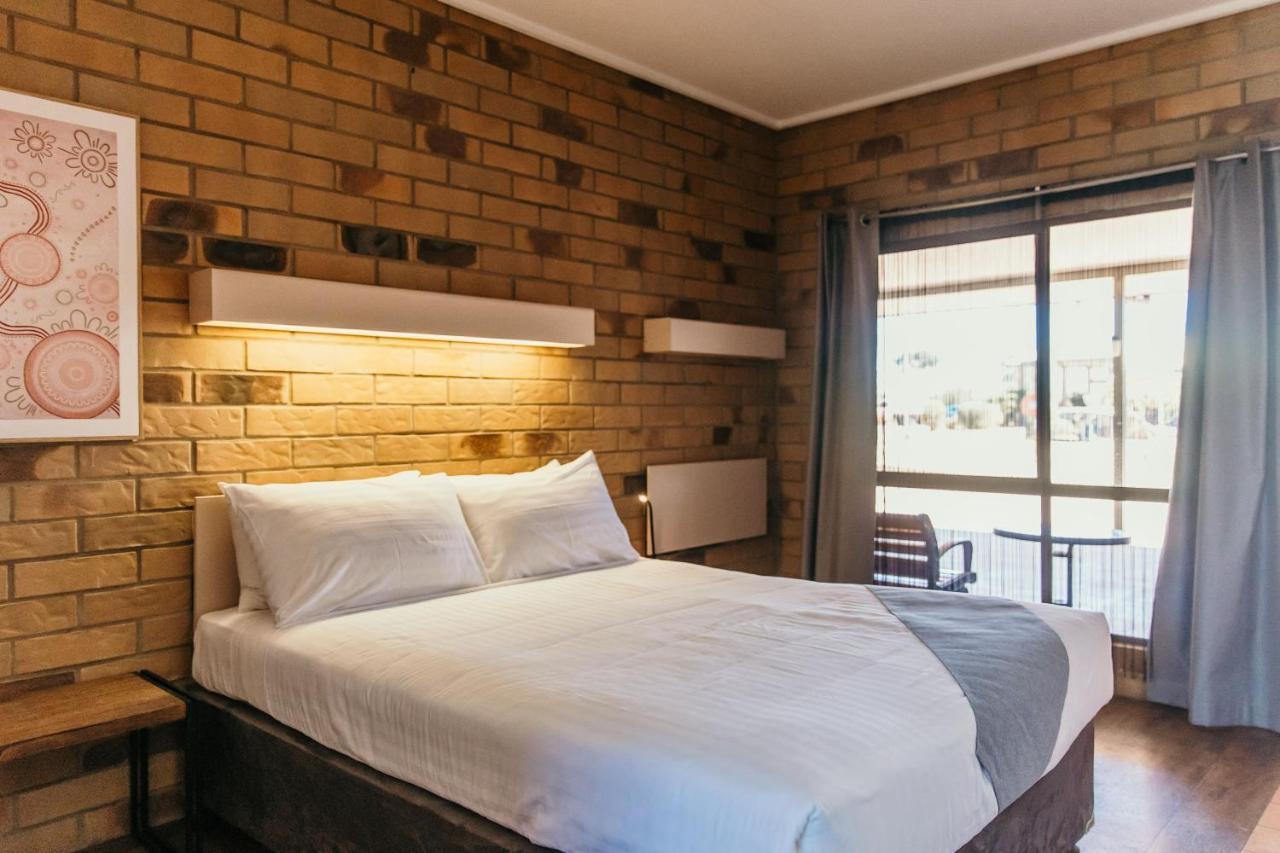 Abacus Motel 마운트아이자 외부 사진