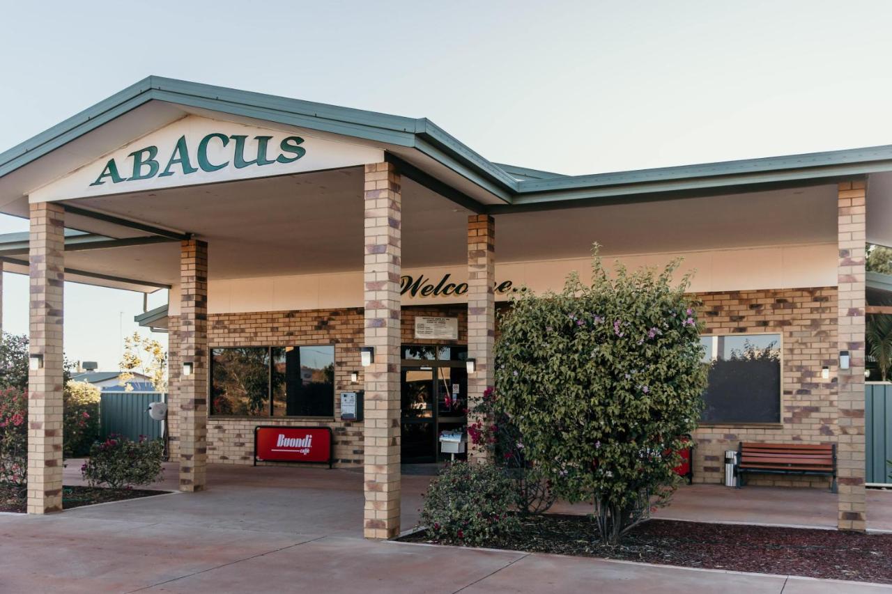 Abacus Motel 마운트아이자 외부 사진